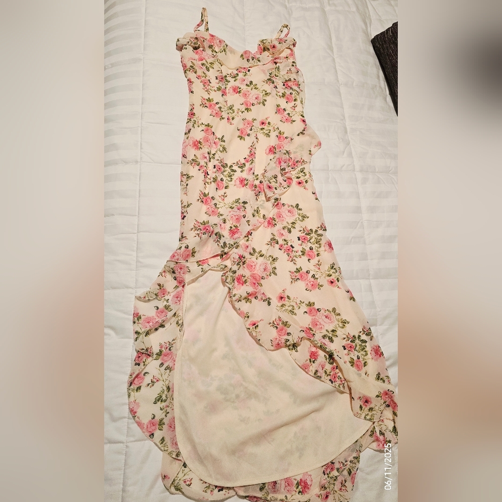 Princess Polly Soft Cream Fabric
